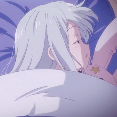 普京与26年前抱过的中国男孩激动相拥
